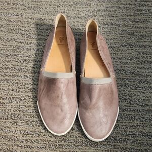 Frye Melanie Slip-Ons Size 8.5